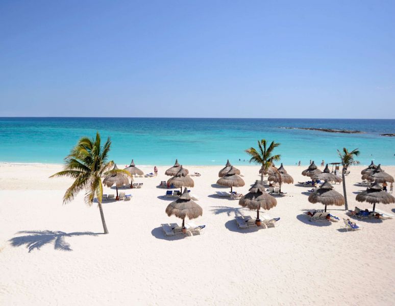 Club_Med_Cancun_Yucatan_weisser_Strand_Paradies_Meer_Urlaub.jpg
